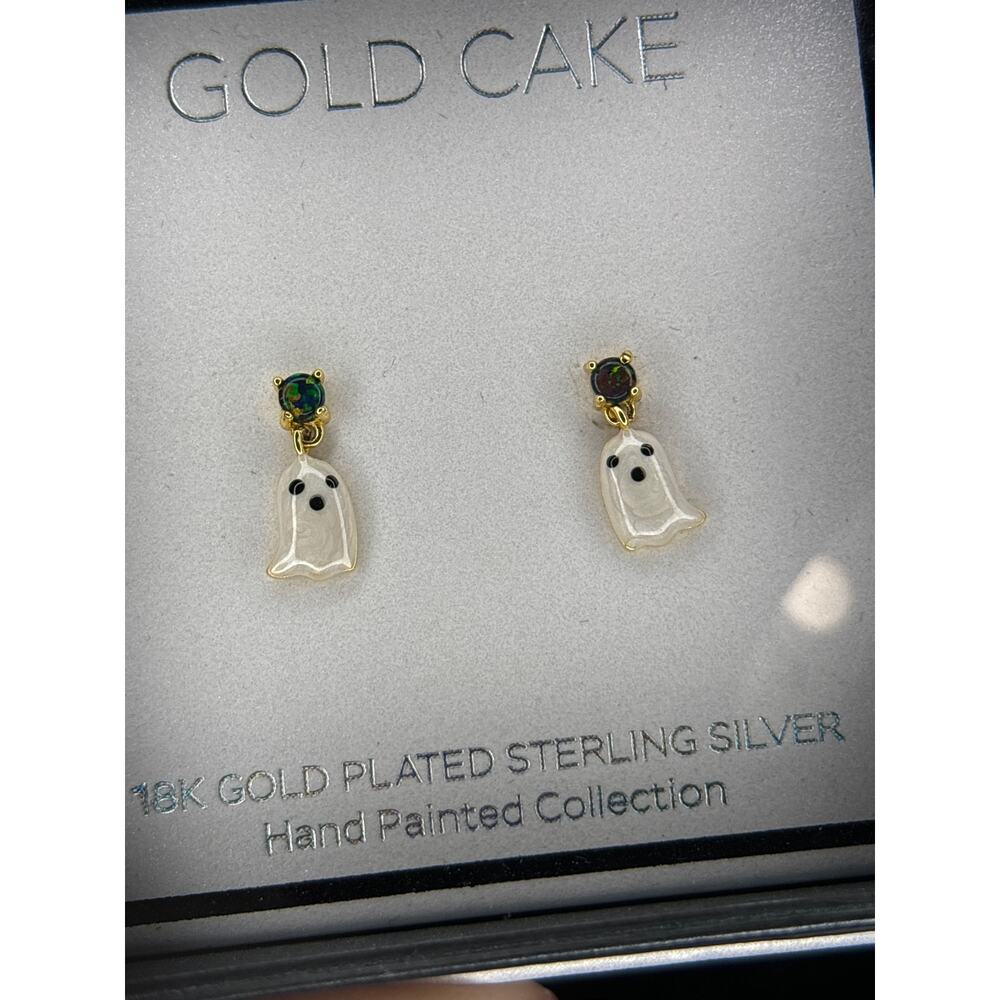18 K gold plated ghost earrings with amazing design. Super small.